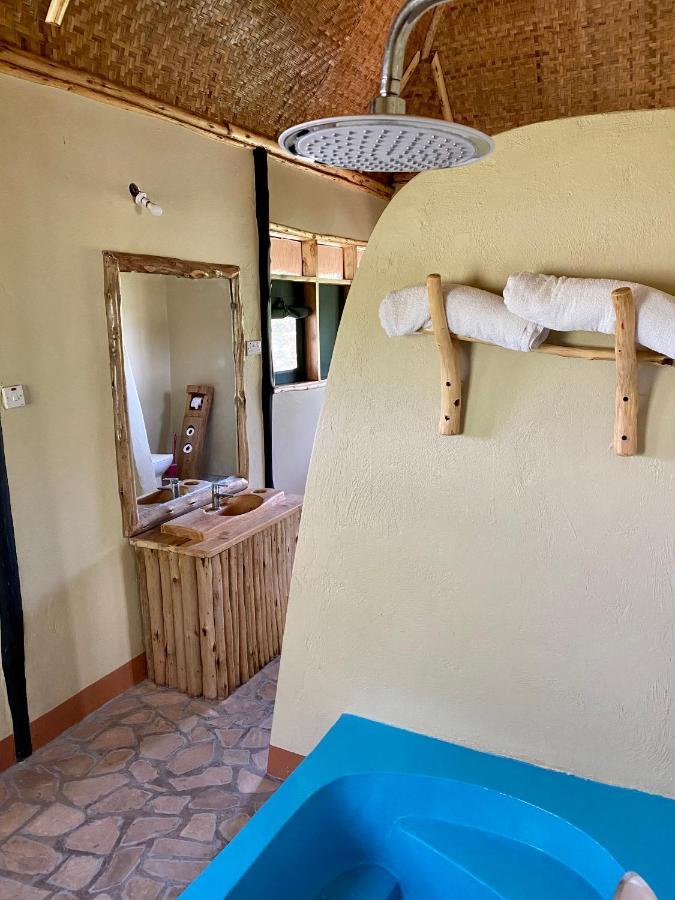 Enshama Game Lodge And Campsite Katunguru Eksteriør billede